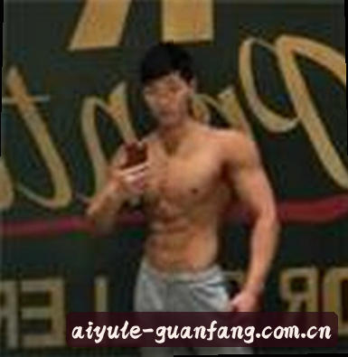 李阳